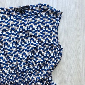 Feathers Geometric Print Pocket Dress